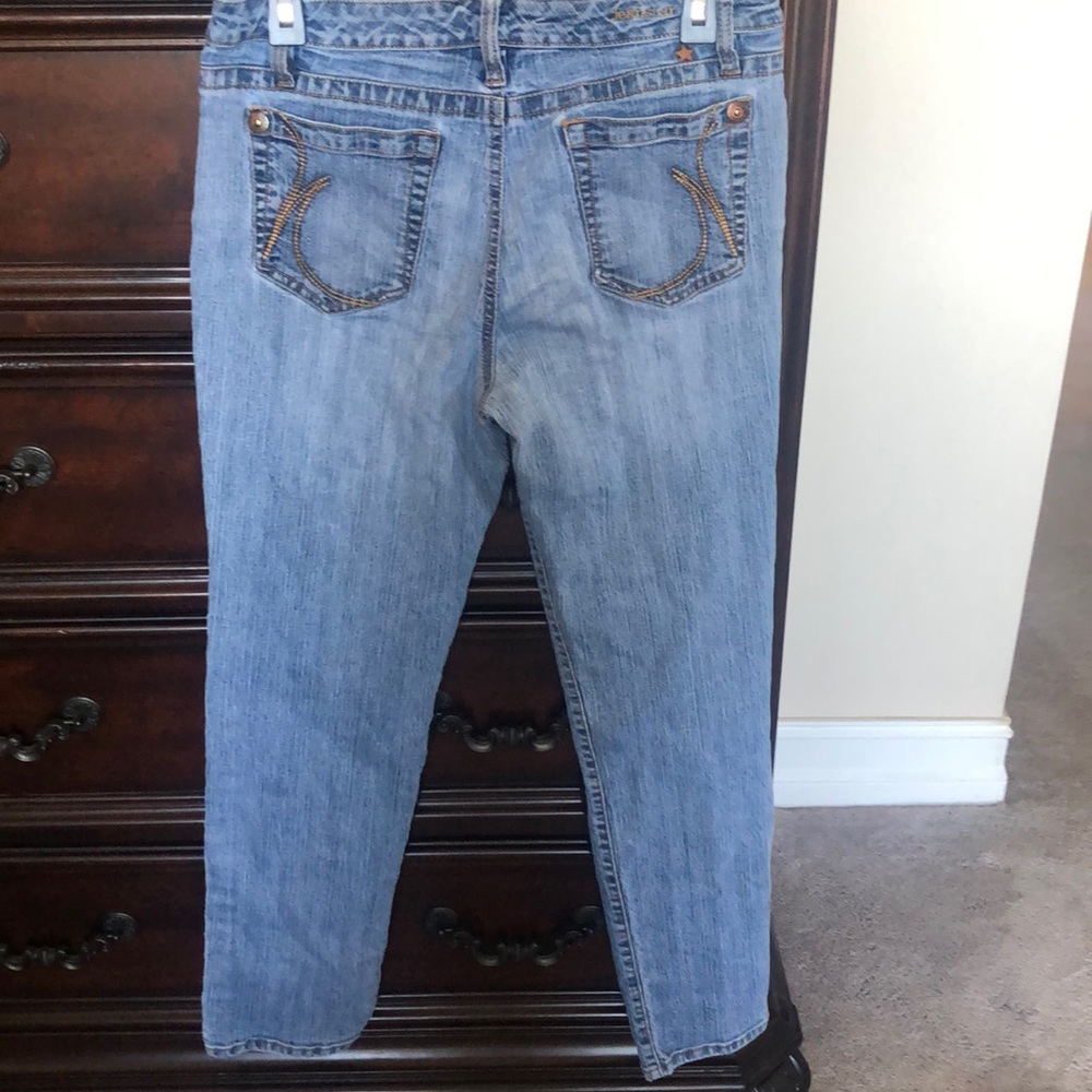 Jeans - Picture 2 of 4